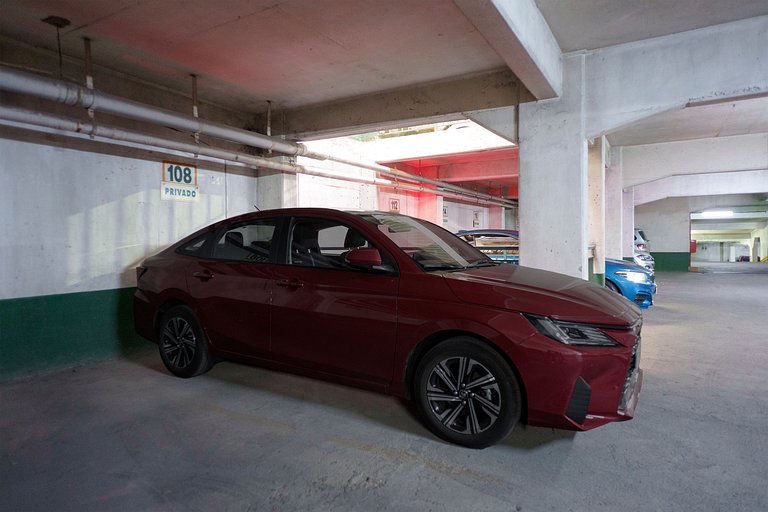 Patio, a pasos de Plaza Independencia y Peatonal
