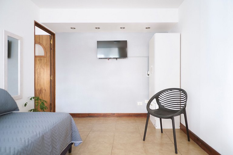 Con terraza y chulengo, central pasos de Peatonal