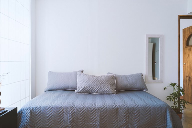 Con terraza y chulengo, central pasos de Peatonal