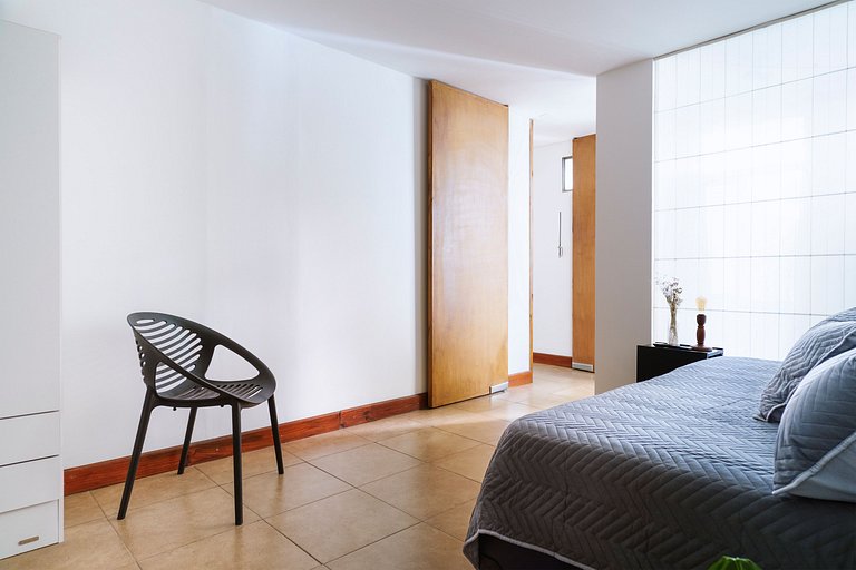 Con terraza y chulengo, central pasos de Peatonal