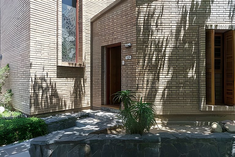 Dúplex de diseño, cochera, cerca del centro