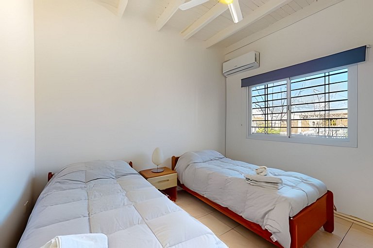 Luminoso a pasos del Parque, Arístides, centro