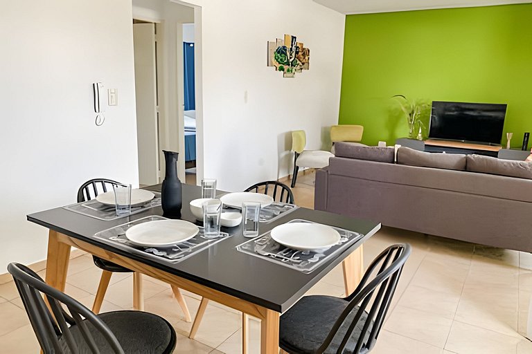 Balcón y cochera, en Corazón Histórico de Mendoza