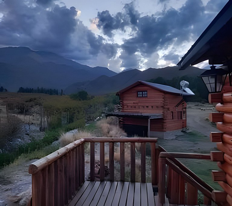 Cabaña del Alto, entre montañas