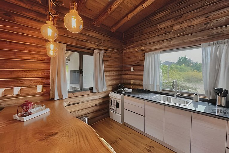 Cabaña del Oeste, Entre montañas, arroyo y calma