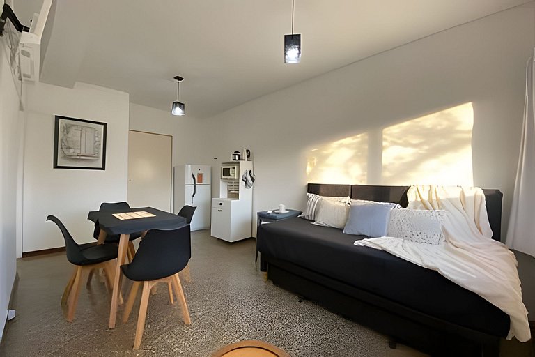 Sencillo pasos de la Arístides y Parque San Martin