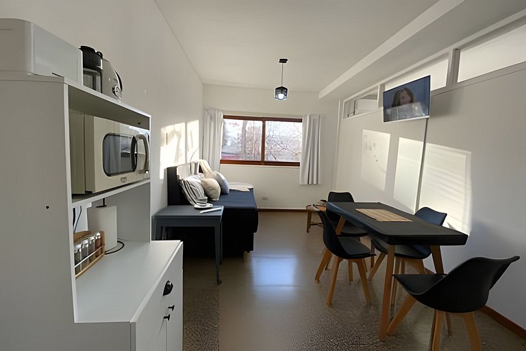 Sencillo pasos de la Arístides y Parque San Martin