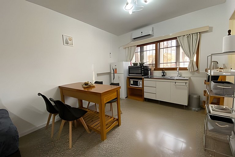 Confort, cerca de Arístides y plaza Independencia