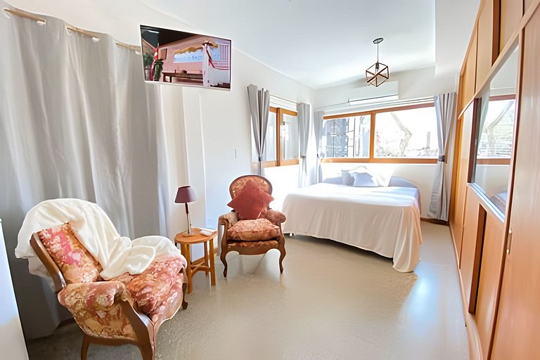 Estudio con luz natural, en el Corazón de Mendoza