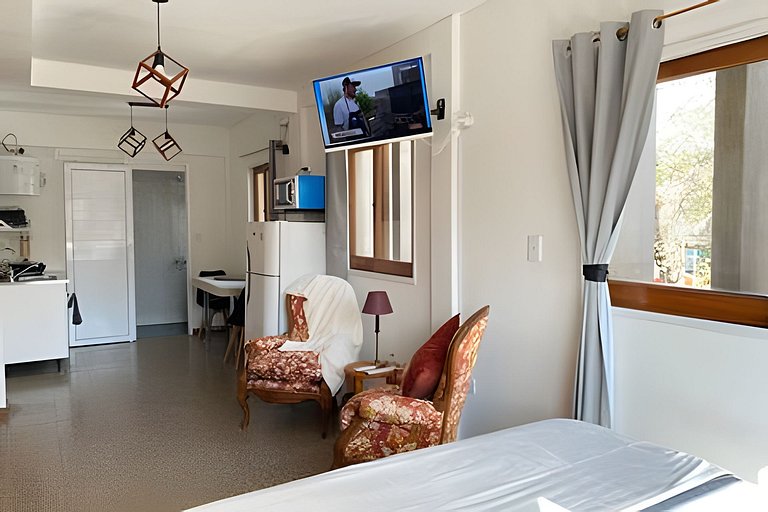 Estudio con luz natural, en el Corazón de Mendoza