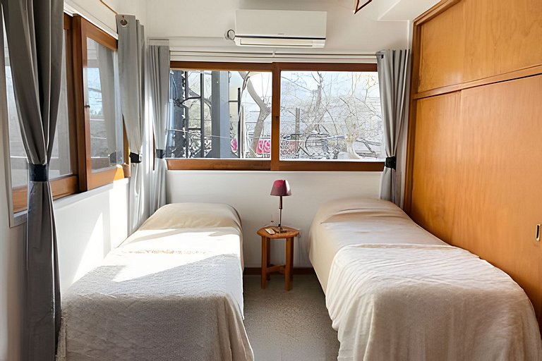 Estudio con luz natural, en el Corazón de Mendoza