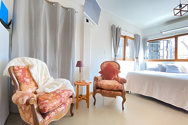 Estudio con luz natural, en el Corazón de Mendoza