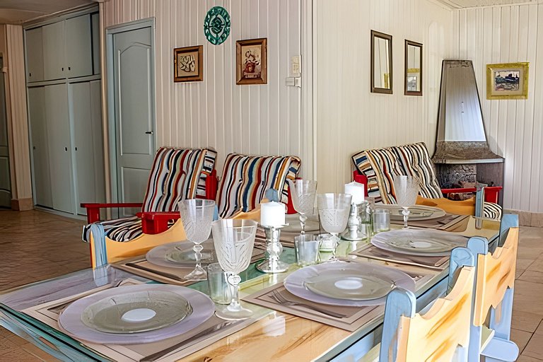 Sencilla y equipada, zona de viñas y bodegas