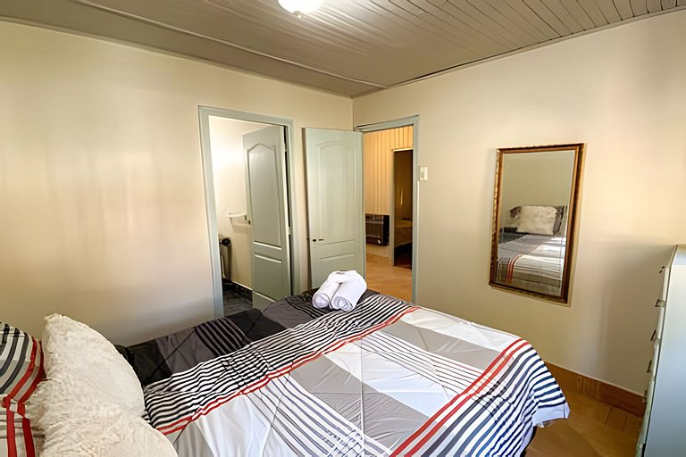 Sencilla y equipada, zona de viñas y bodegas