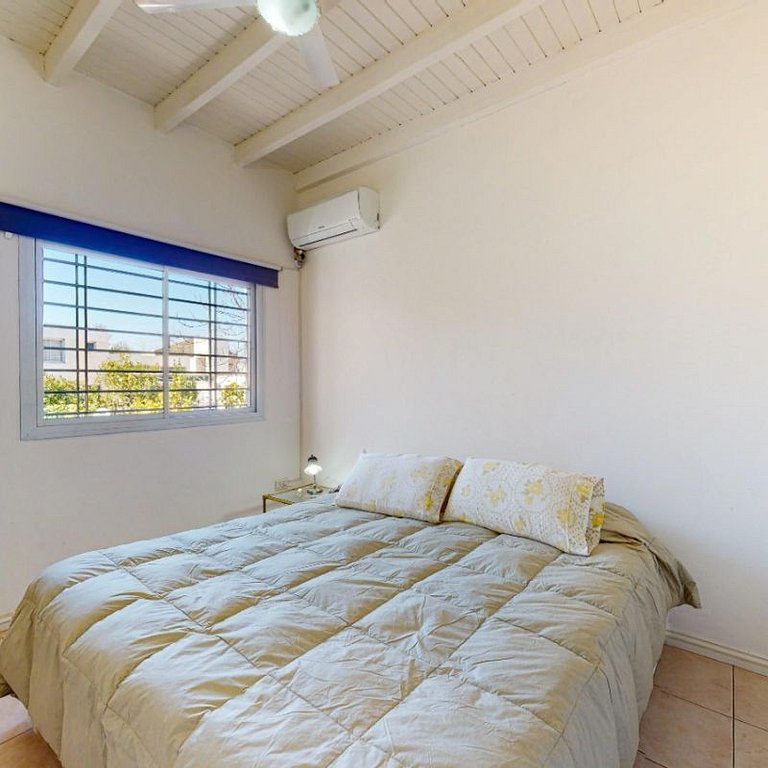 Luminoso a pasos del Parque, Arístides, centro