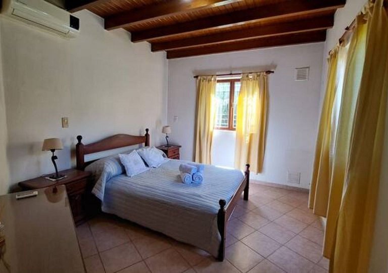 Jardín y pileta, en Chacras zona bodegas y montaña