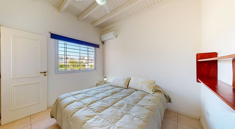 Luminoso a pasos del Parque, Arístides, centro